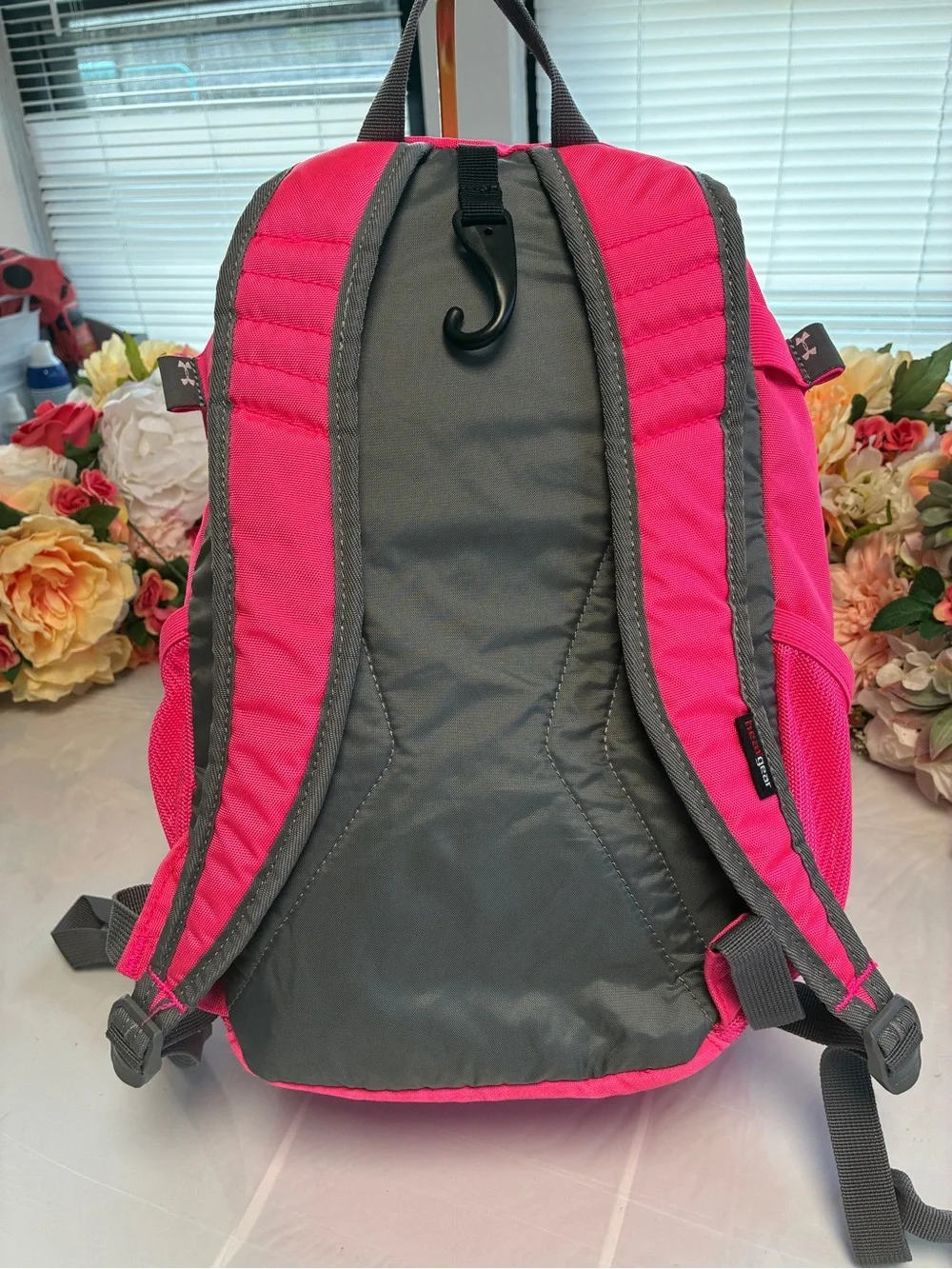 Under Armour Hustle Jr II T-Ball Bat Pack Pink Gray Baseball Backpack UASB-HJBP2
